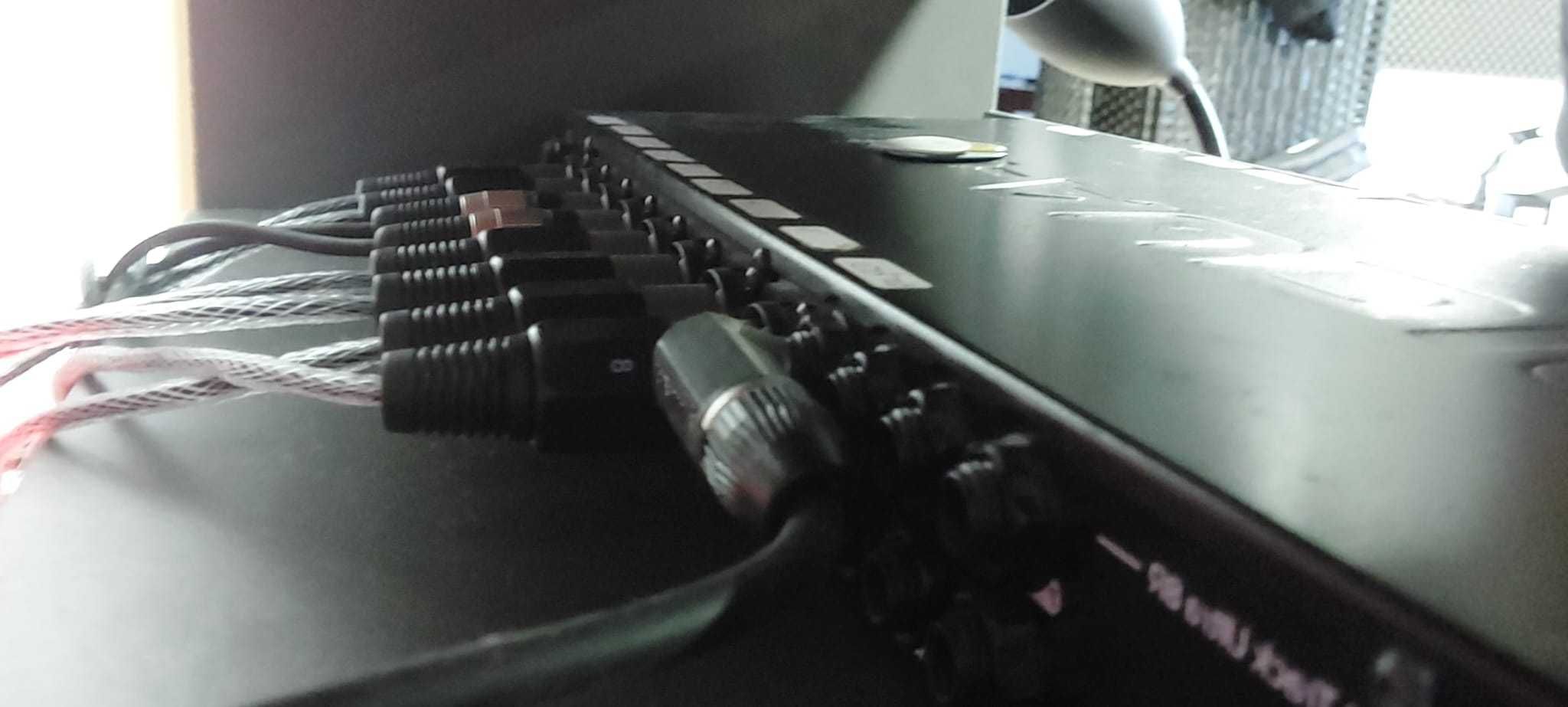Interface Áudio M-Audio Fast Track USB