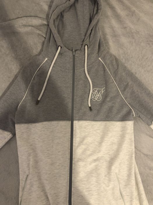 Casacos e hoodies da Siksilk