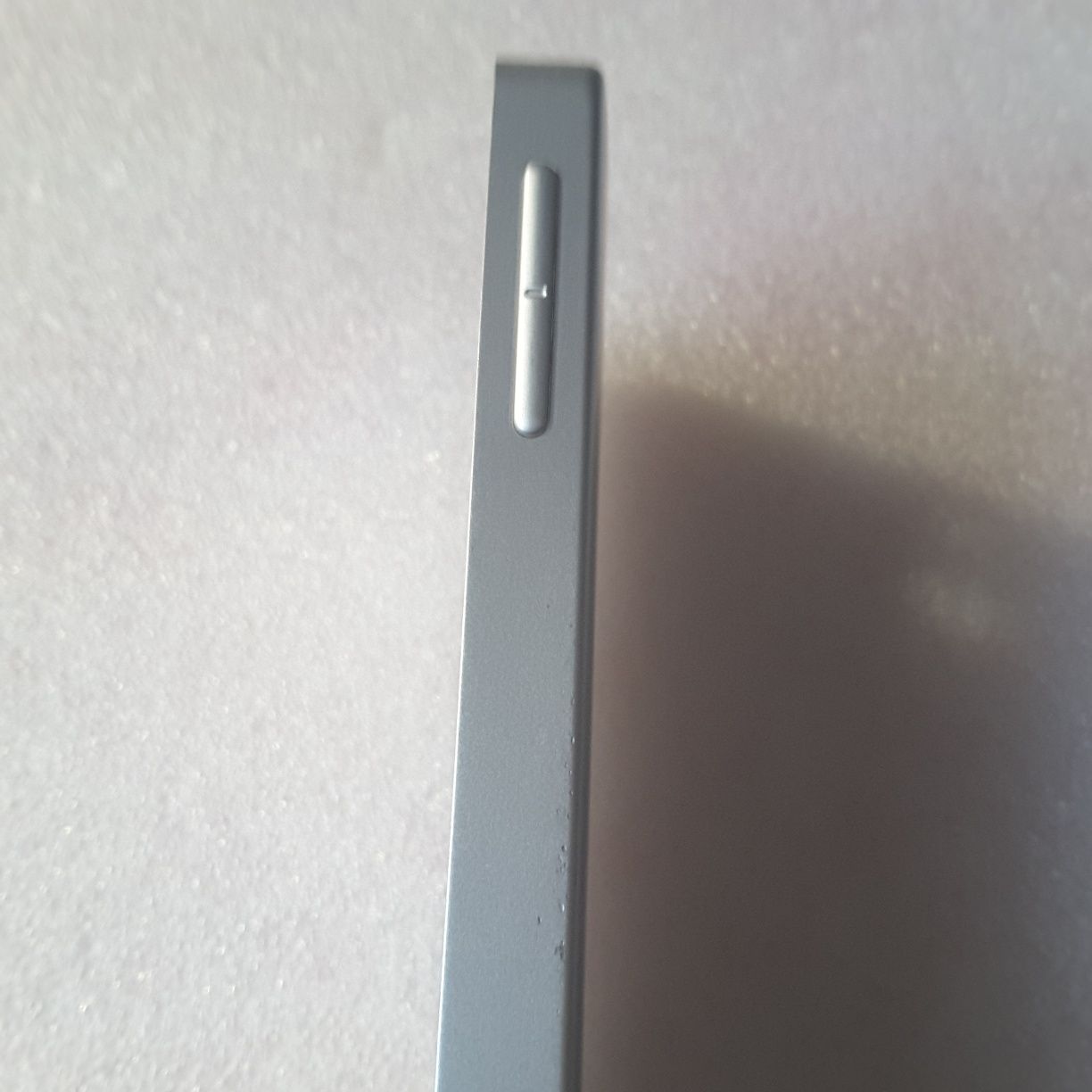 Акумуляторна кришка нокіа 515 б/у оригінал NOKIA, біла.біла.рний.