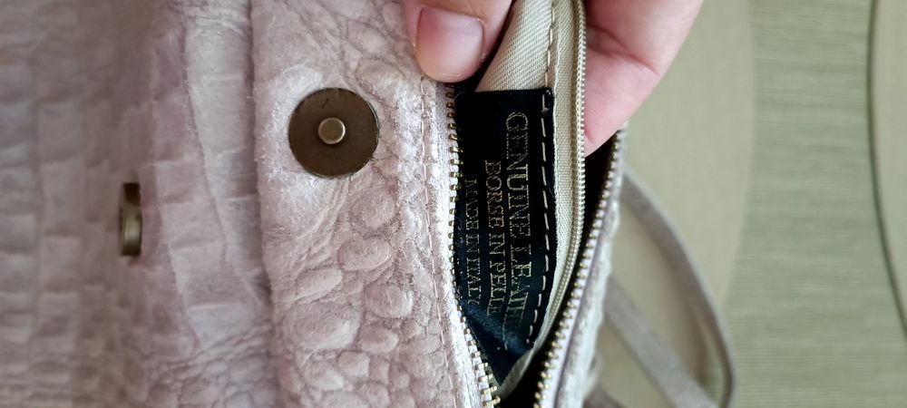 Torebka mała skórzana kopertówka listonoszka