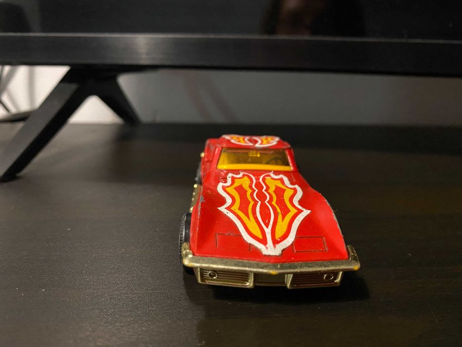 dinky toys corvette stingray