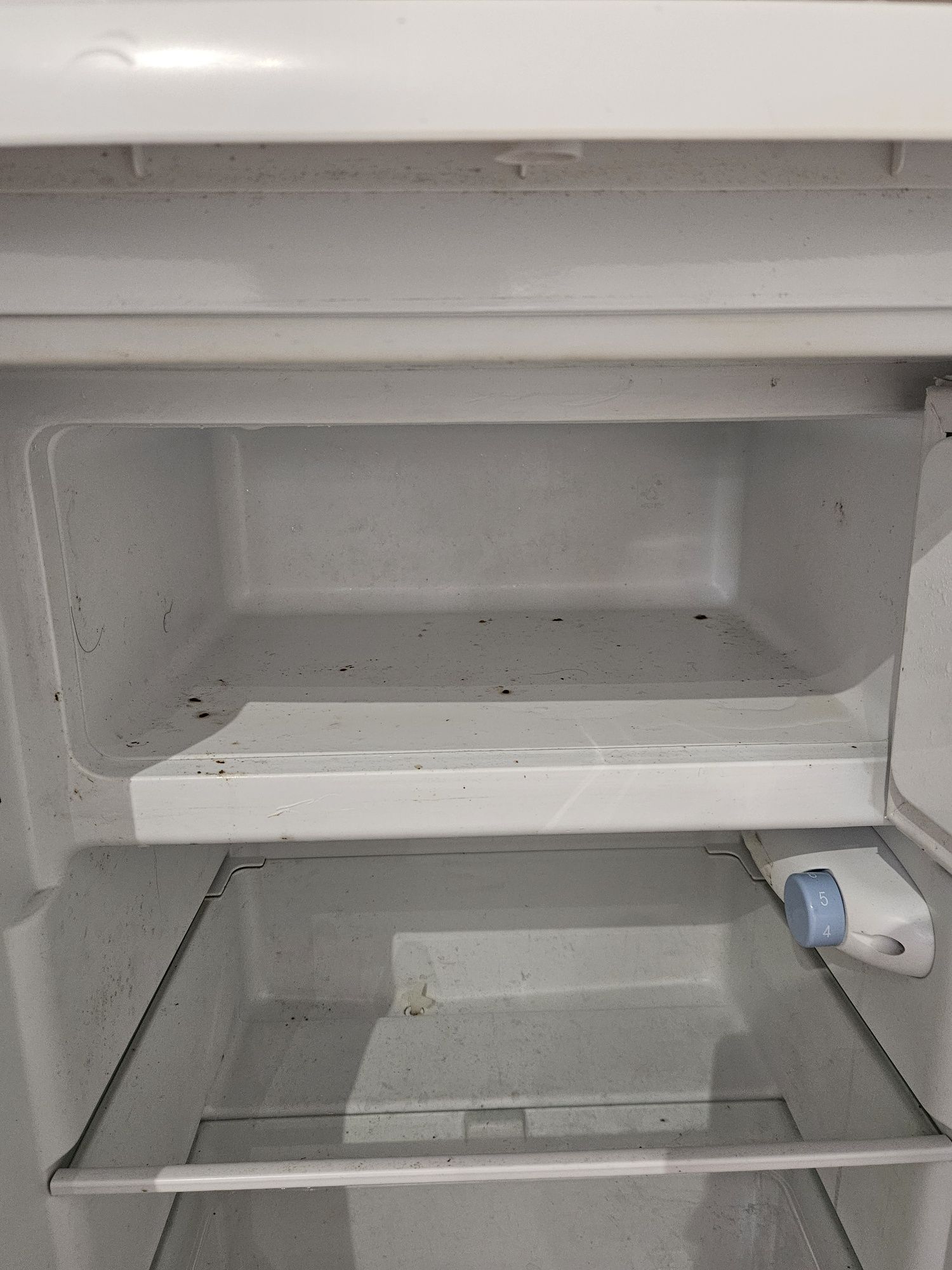 Mini frigorífico em ótimo estado.