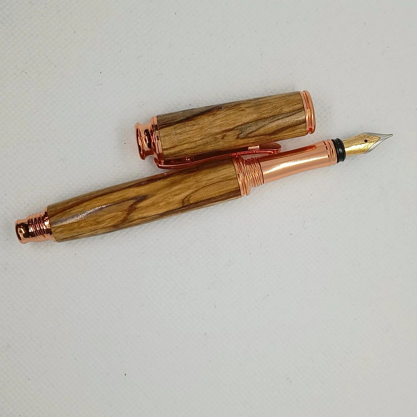 Pióro wieczne handmade drewno stabilizowane olcha