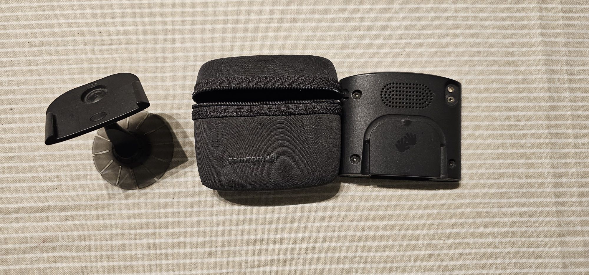 GPS Tomtom One com capa