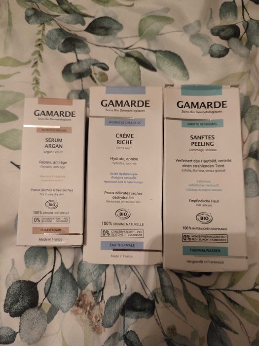 Gamarde zestaw kosmetyków serum krem peeling creme riche argan serum