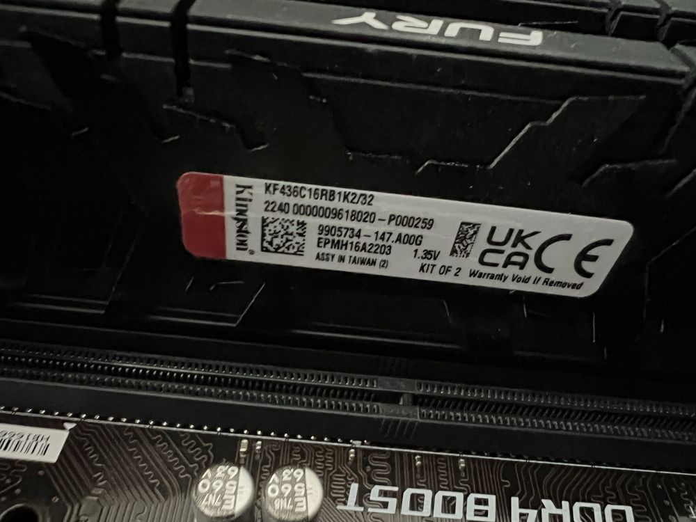 MSI Z370 a-pro cpu: i5-8400 ram: 32GB DDR4 3600mhz Fury Renegade
