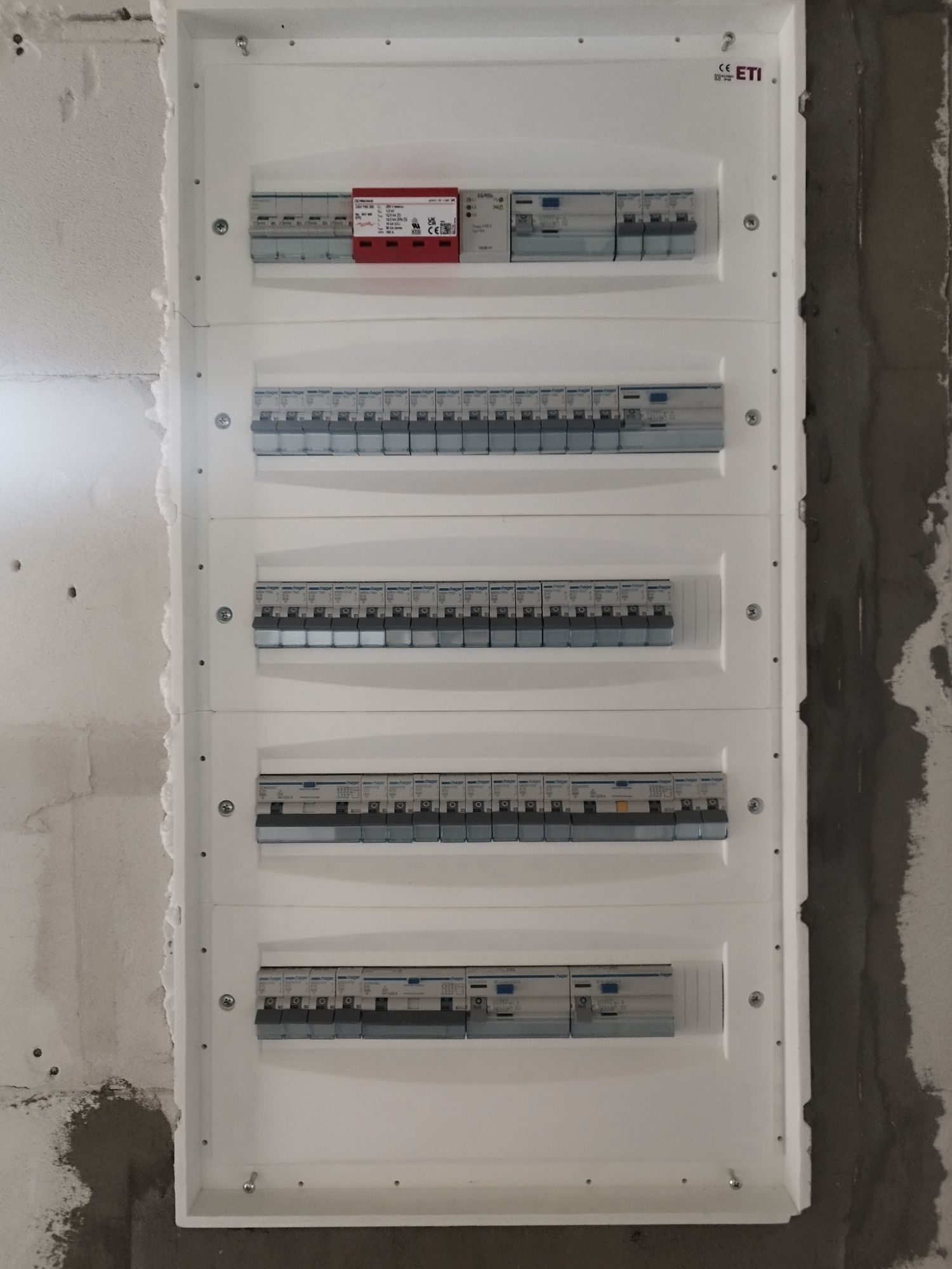 Instalacje elektryczne, Wod-kan, C.O. ogrzewanie podlogowe,