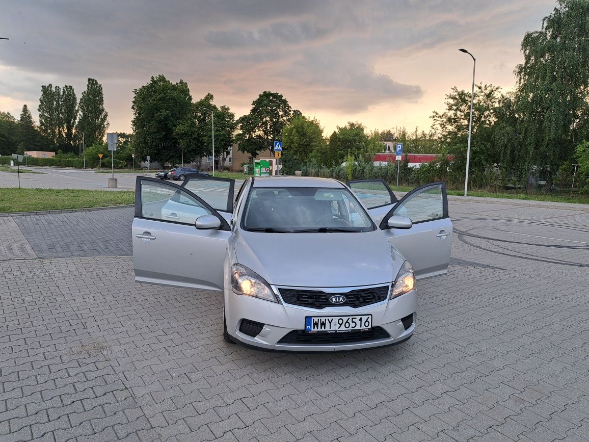 Kia Ceed 2010r lift 1.6 B . 125km