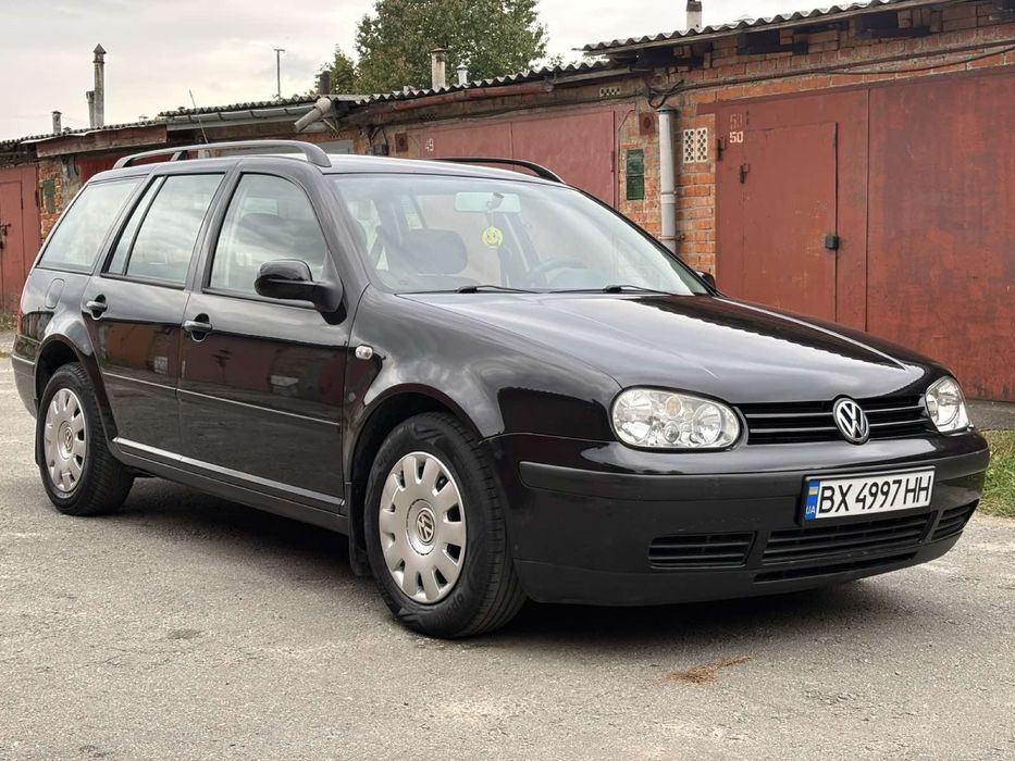2001 р.в. 2.0 бензин , клімат контроль.