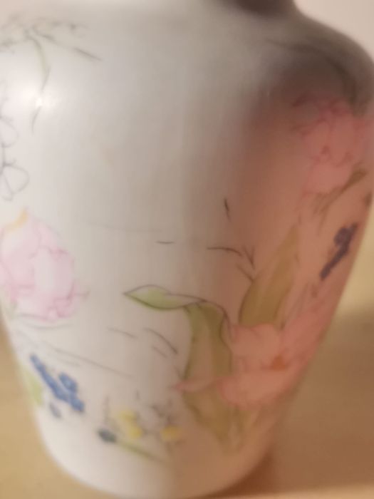 * Jarra em porcelana  *