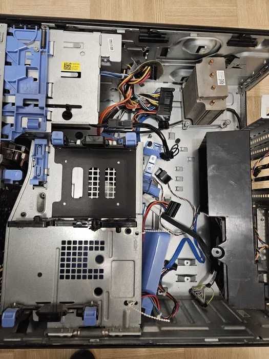 Obodowa komputerowa DELL Precision T3500