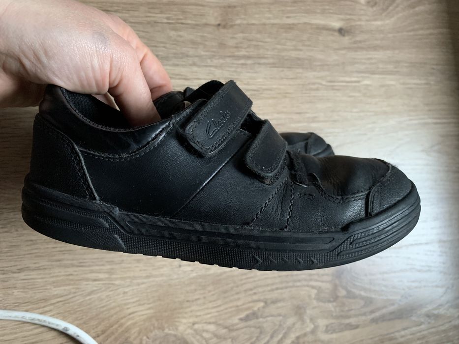 Clarks 12 F кросівки півчеревики черевики