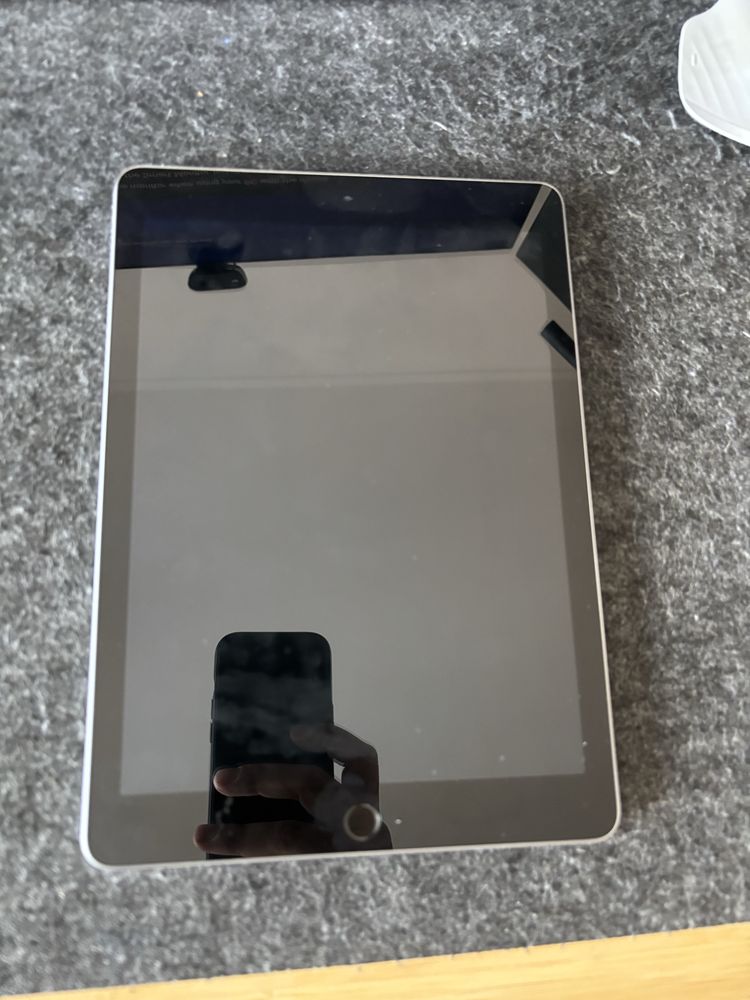 Apple ipad 6 32 Gb