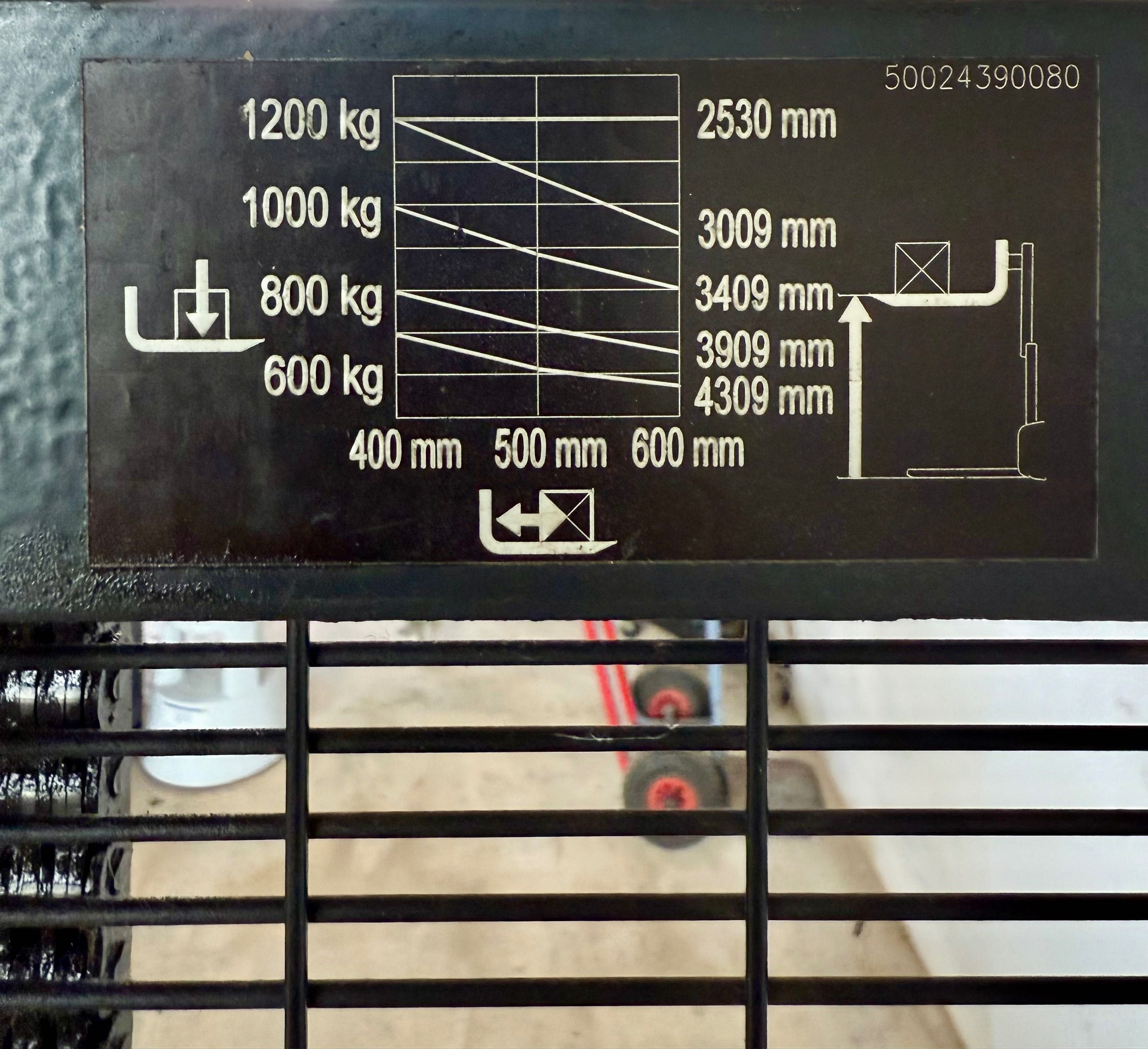 Linde L12 Stacker elétrico