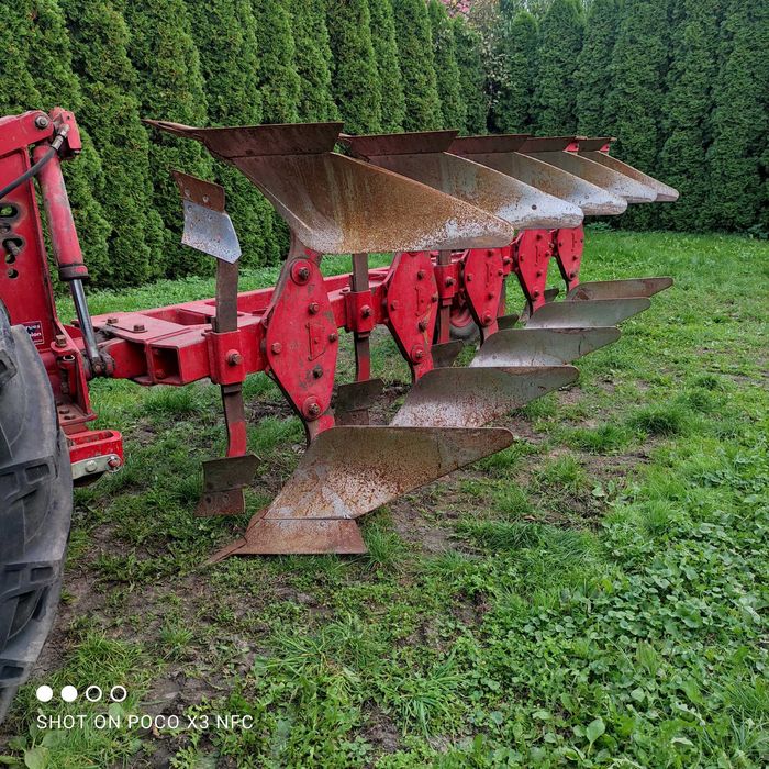 Pług  obrotowy 4+1 zabezpieczenia sprężynowe orginał