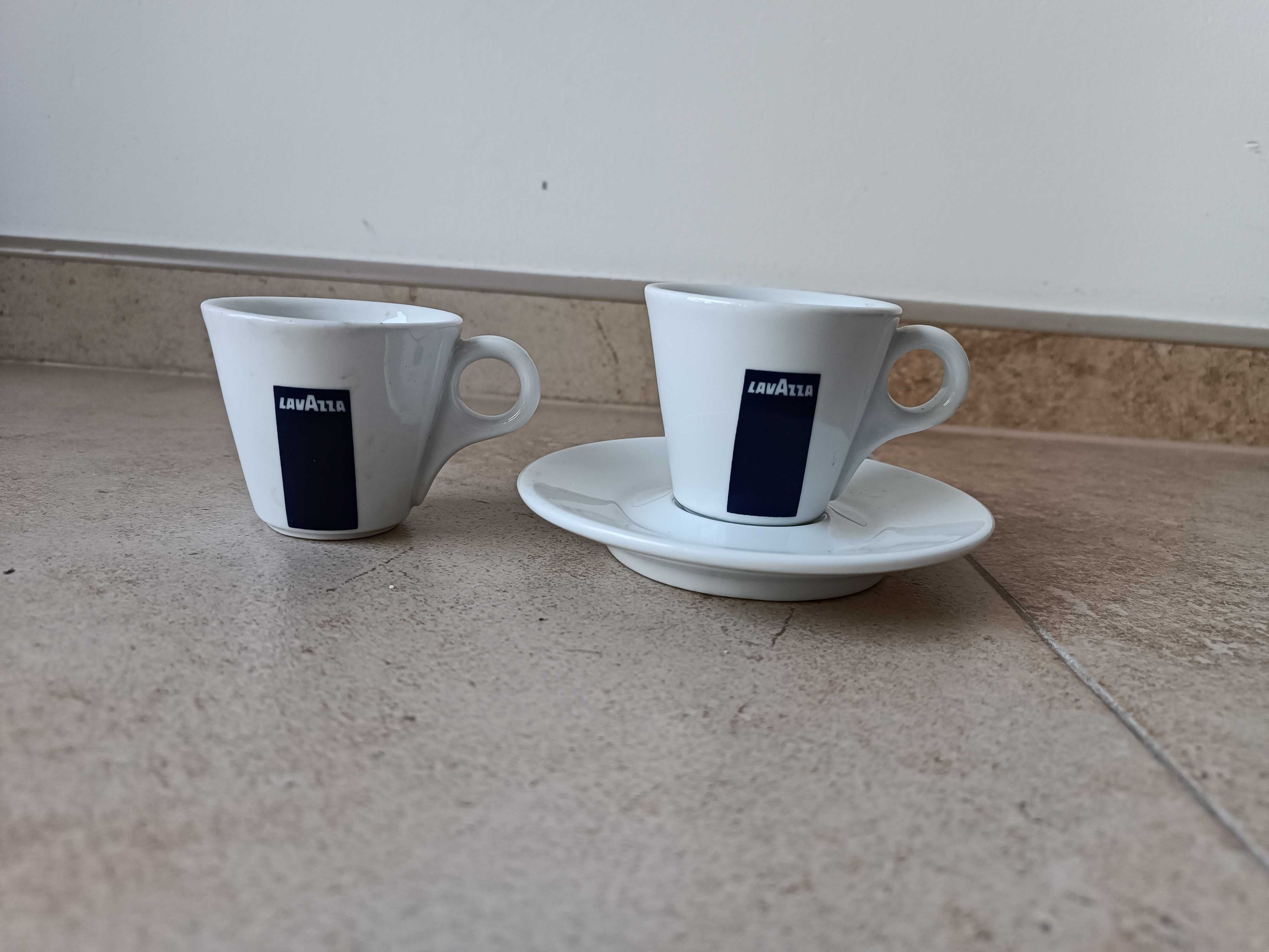 Zestaw 6 filiżanek i 4 podstawek Lavazza NOWE