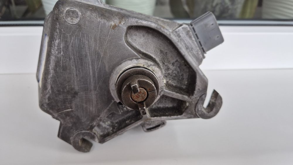 Трамблер Honda Accord 6,