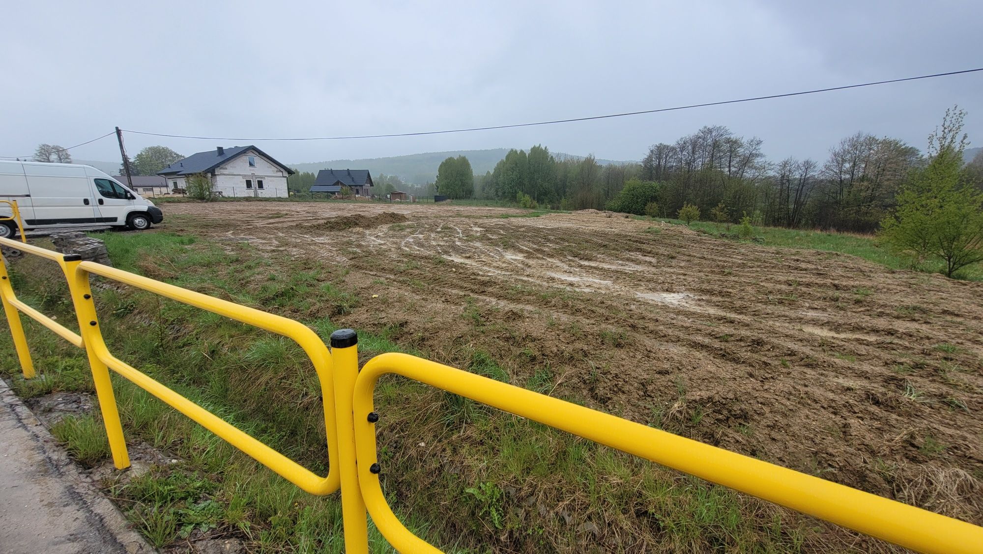 Wynajmę Działkę, plac przy głównej drodze w Ciekotach, nieruchomość