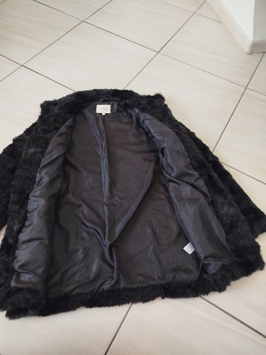 Шубка трендова чорна