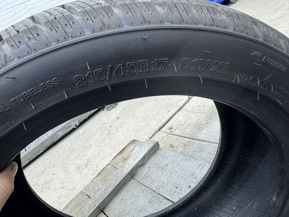 Продам шини r17/235/45-215/45 зима