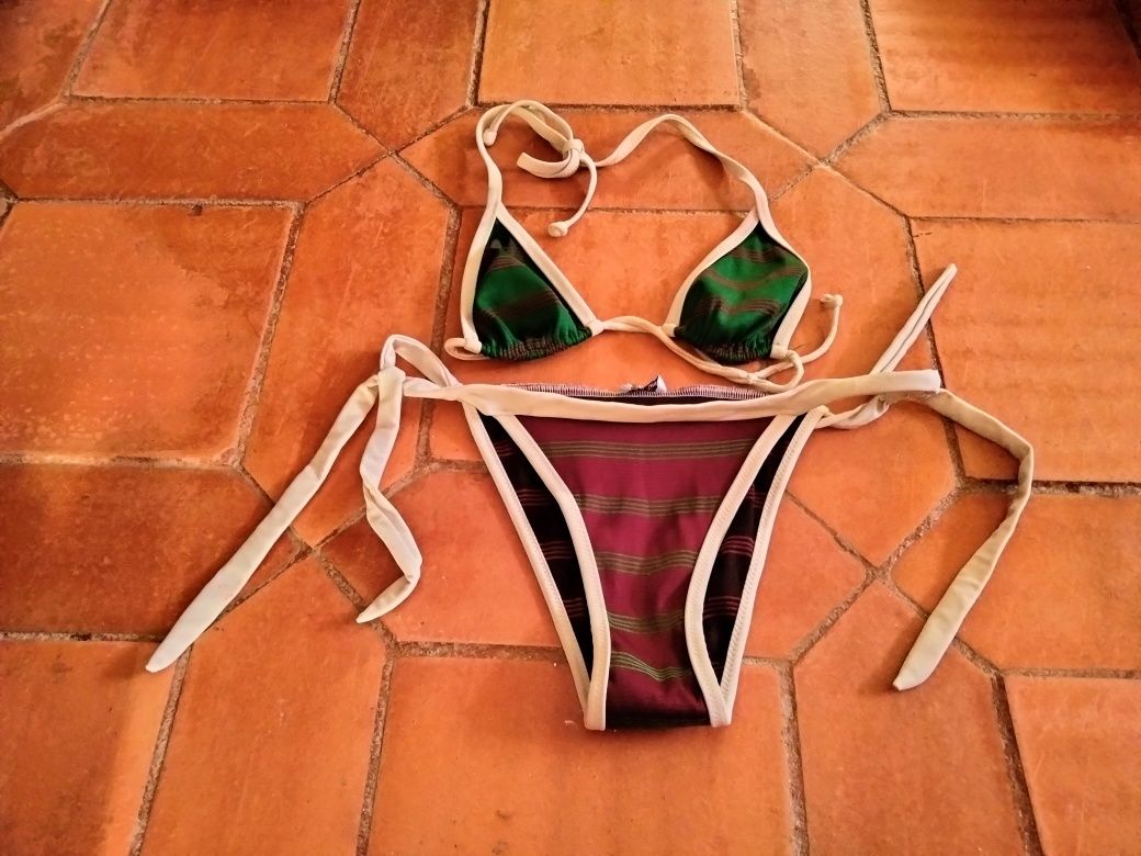 Biquini tamanho S Calzedonia