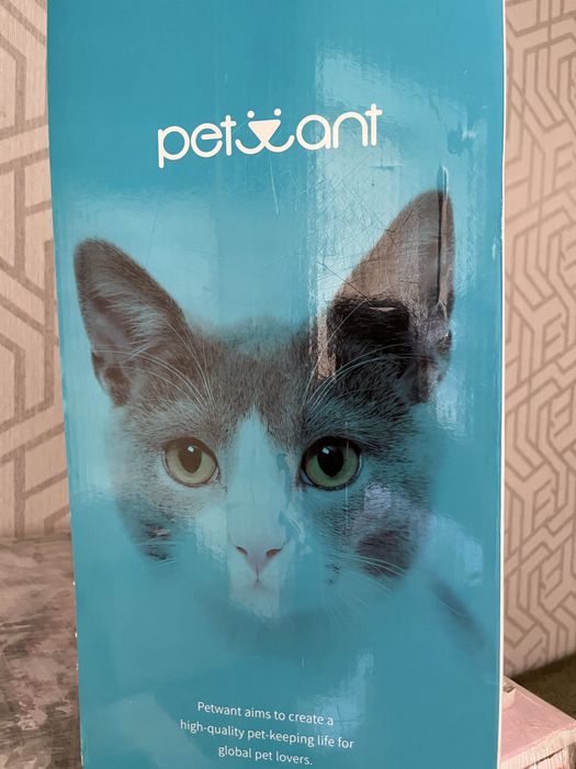 Кормушка для котов и собак автомат