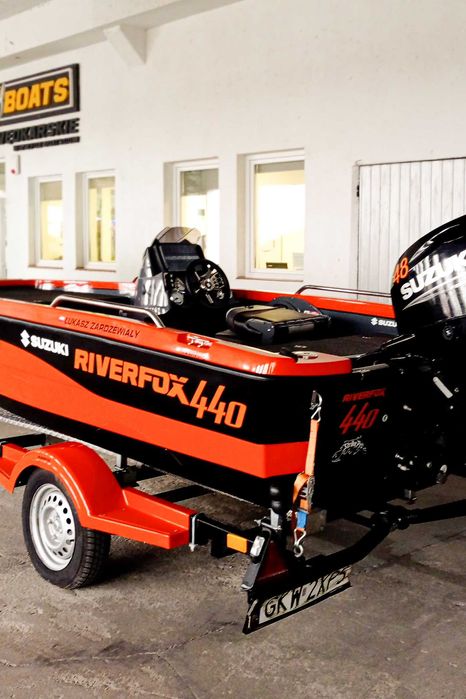 Łódź wędkarska Riverfox C440