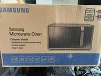 Kuchenka mikrofalowa SAMSUNG MG23F301TAK/EO
