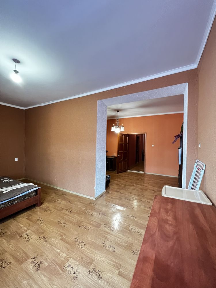 В Продажу 3 к к в Лісках / вул. Курортна