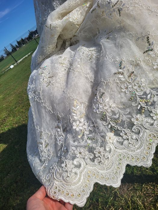 Przepiękna firana 250x240 złote cekiny hafty