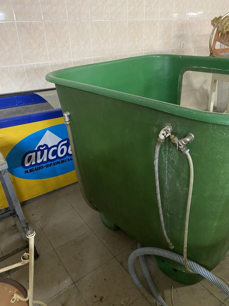 Промисловий басей