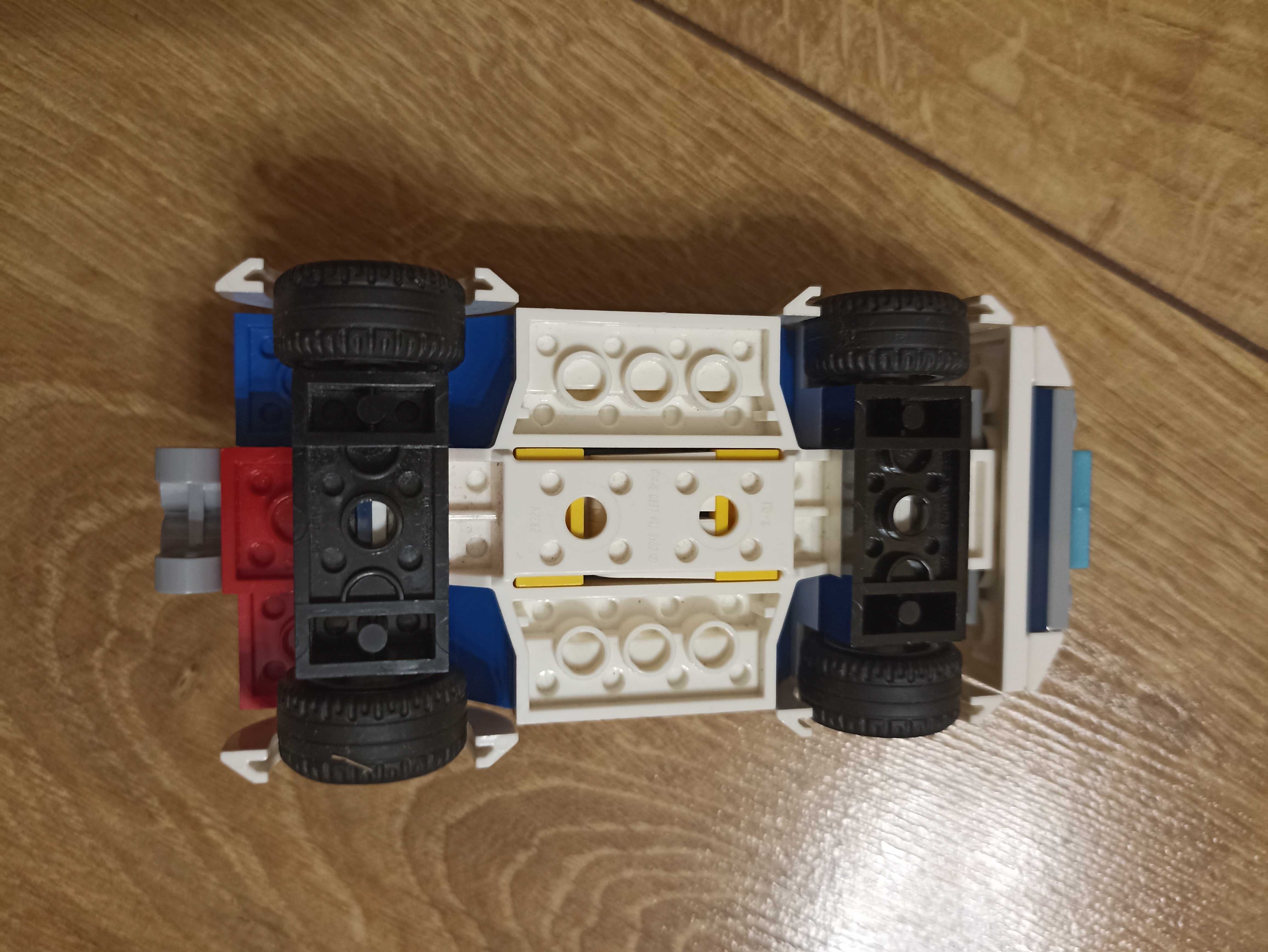 Конструктор LEGO,оригинал,машина полицейская