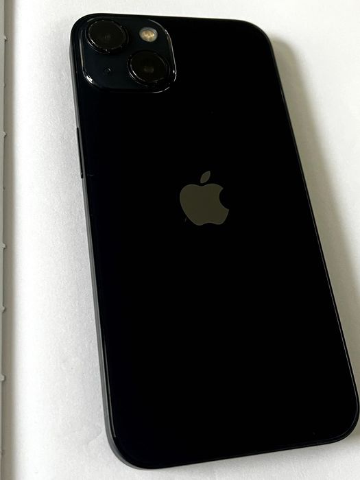 iPhone 13 - 128 GB - Preto (Meia-noite)