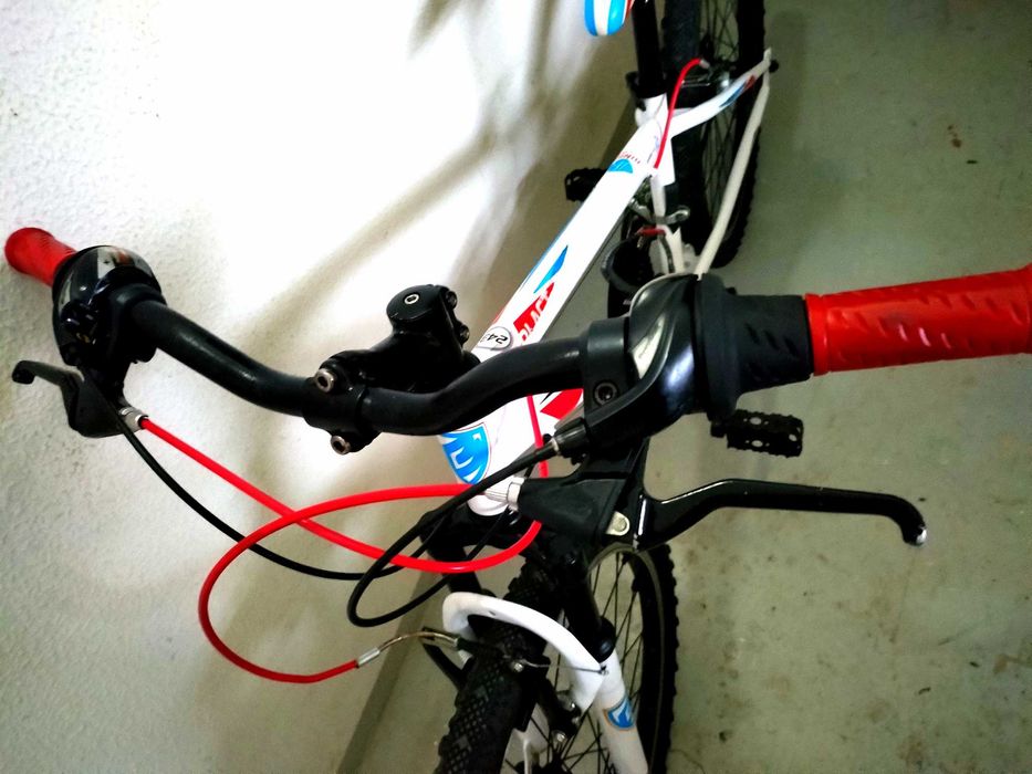 Bicicleta de criança roda 24