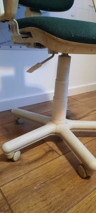 Krzesło biurowe obrotowe