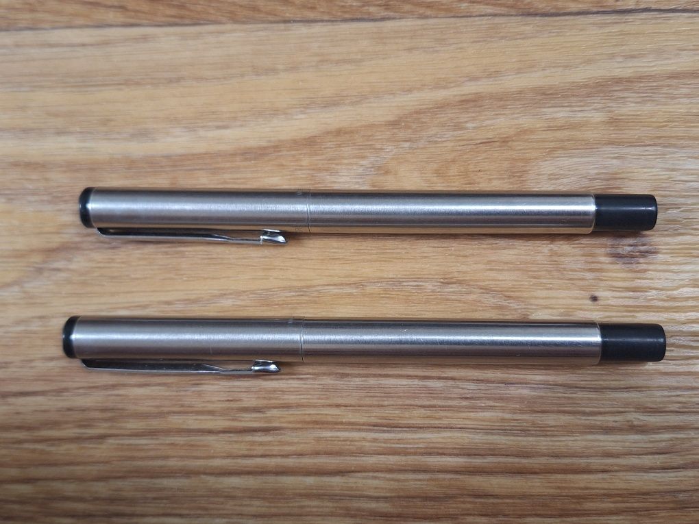 Ручка перова Parker Vector Steel
