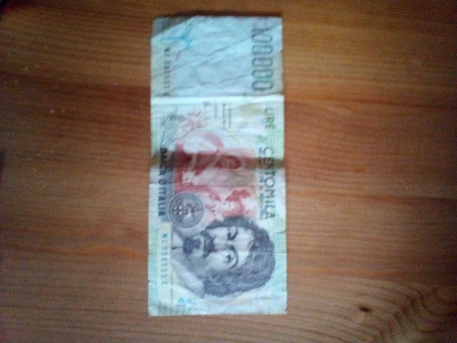 Notas antigas de lires italianos