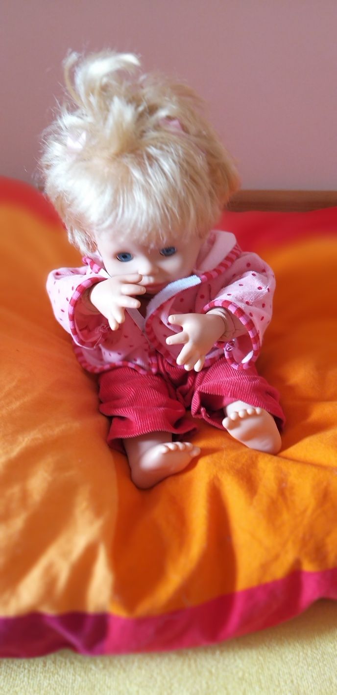 Лялька обіймашка інтерактивна, говорить, смокче соску від mattel 2006р