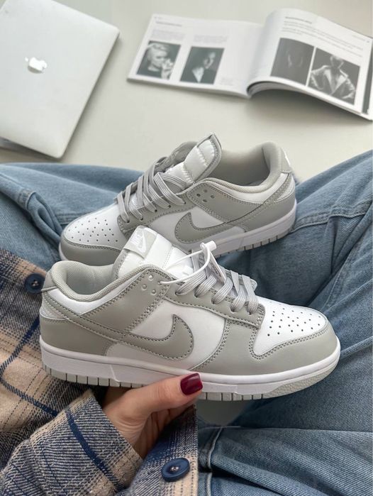 ЖИВІ ФОТО‼️ Жіночі кросівки Nike Dunk Low Leather Grey сірі найк данки