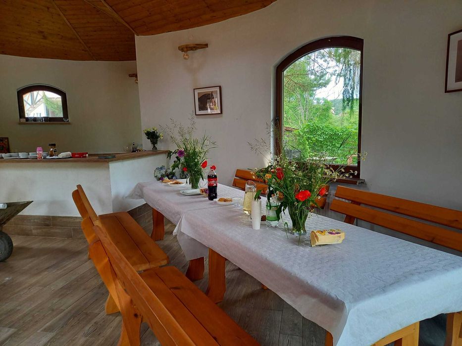 Sala na imprezy Wigilia Andrzejki Sylwester w stadninie koni arabskic.