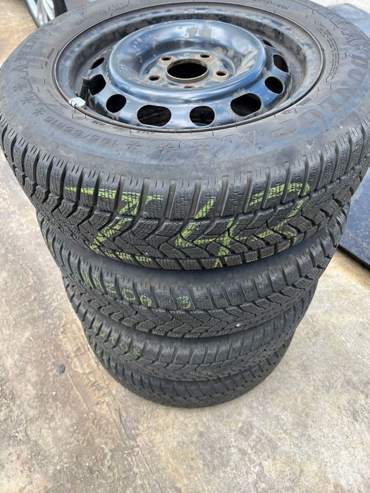 Z43 Mazda 3*stal*ET50*5X114,3*195/65/R15 91H*DUNLOP WINTER SPORT 5