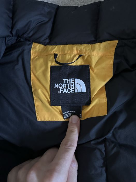 Kurtka the north face Lhotse lekko uszkodzona.