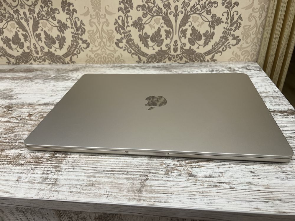 MacBook Air (15 дюймів, M2, 2023( розборка)