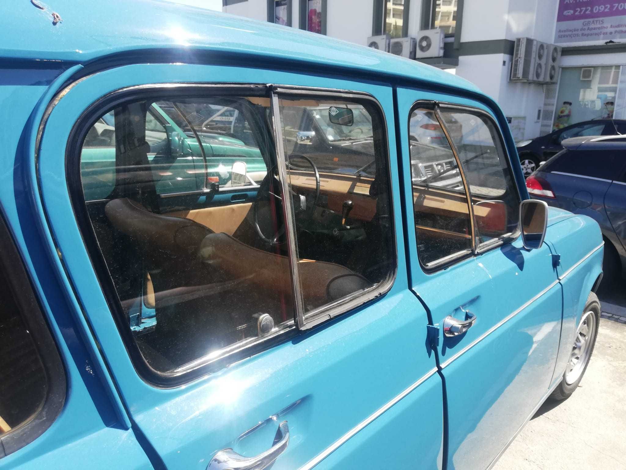 Renault 4L (1975)