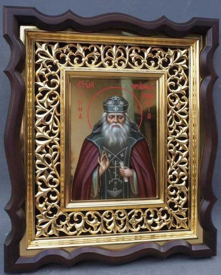 Золочение сусальным золотом фона икон, рам и резьбы
