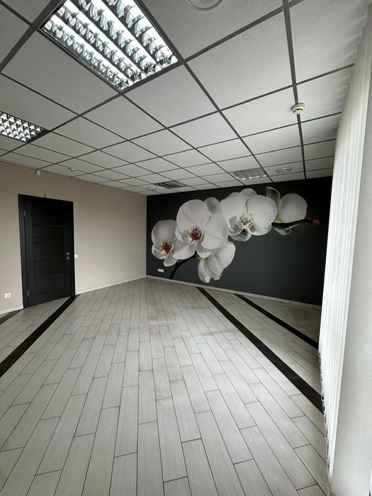 Комерційний комплекс у м. Нововолинськ!