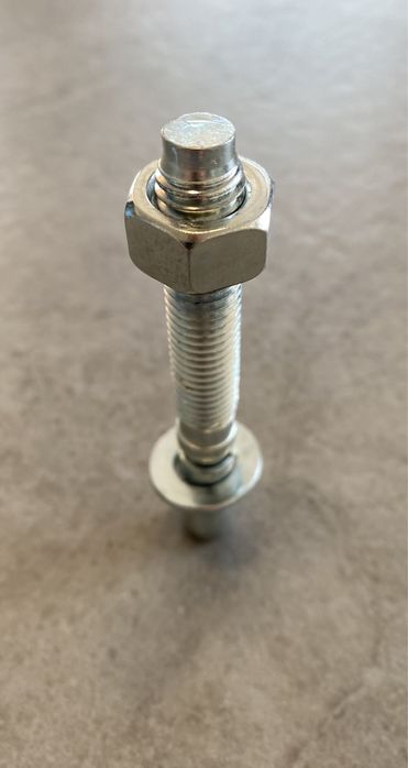 Анкер клиновой 12х100 мм