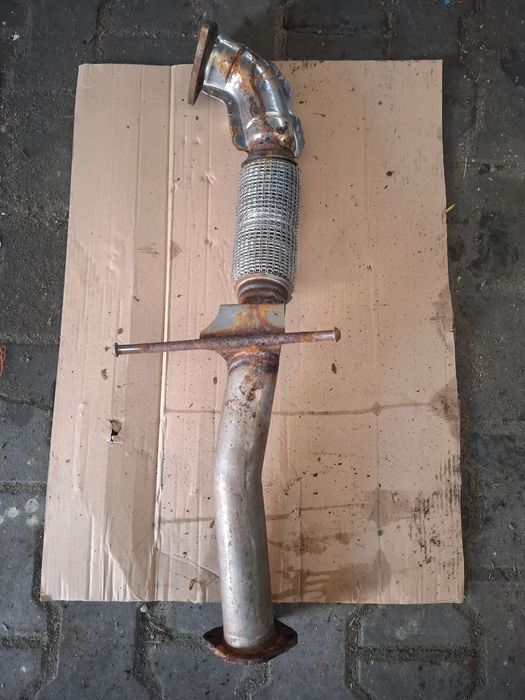 Volvo XC40 rura wydechowa łącznik elastyczny 32224046