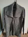Sweter narzuta płaszczyk Mohito r.XS