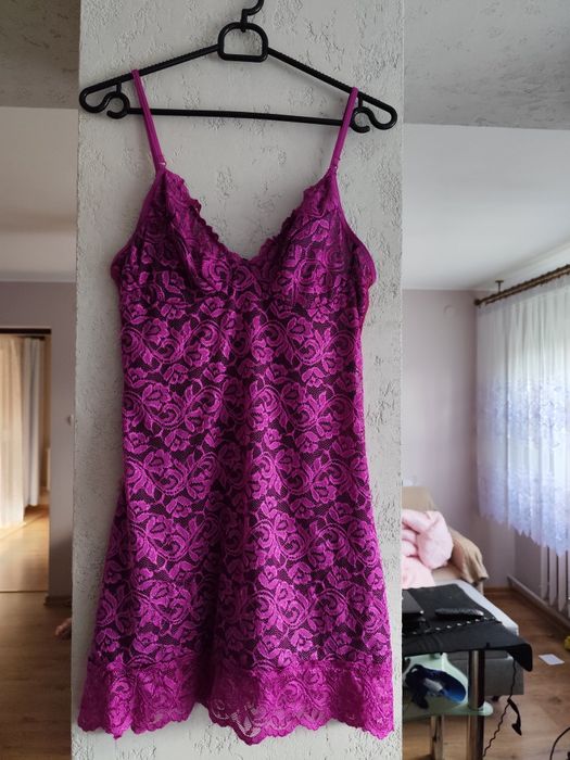 Siatkowo-koronkowa koszulka nocna na regulowane ramiączka rozm 40B.